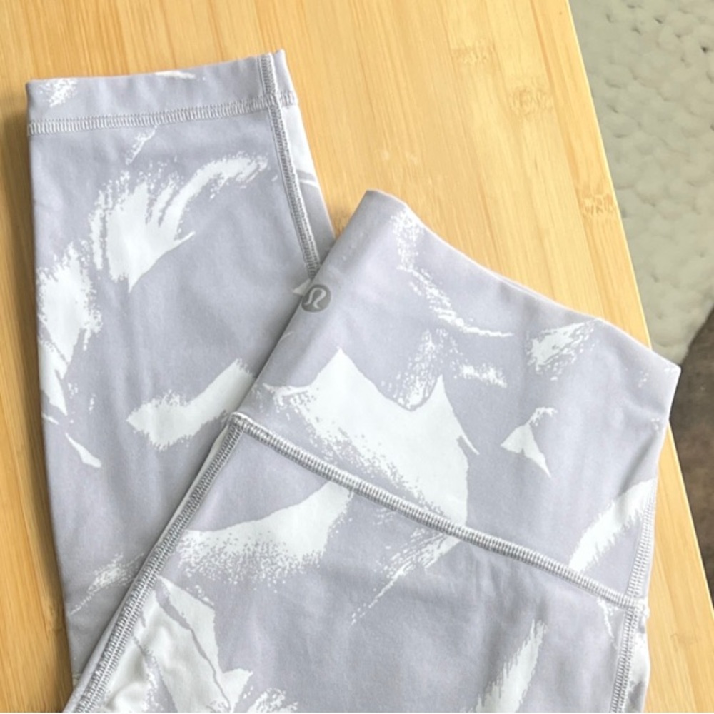lululemon athletica Gray and White Leggings